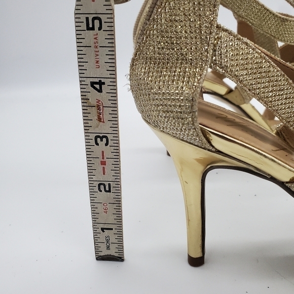Marc Fisher Nala Leather Gold Shimmer Strappy Metallic Zip Heels Women's 8M - Picture 2 of 15